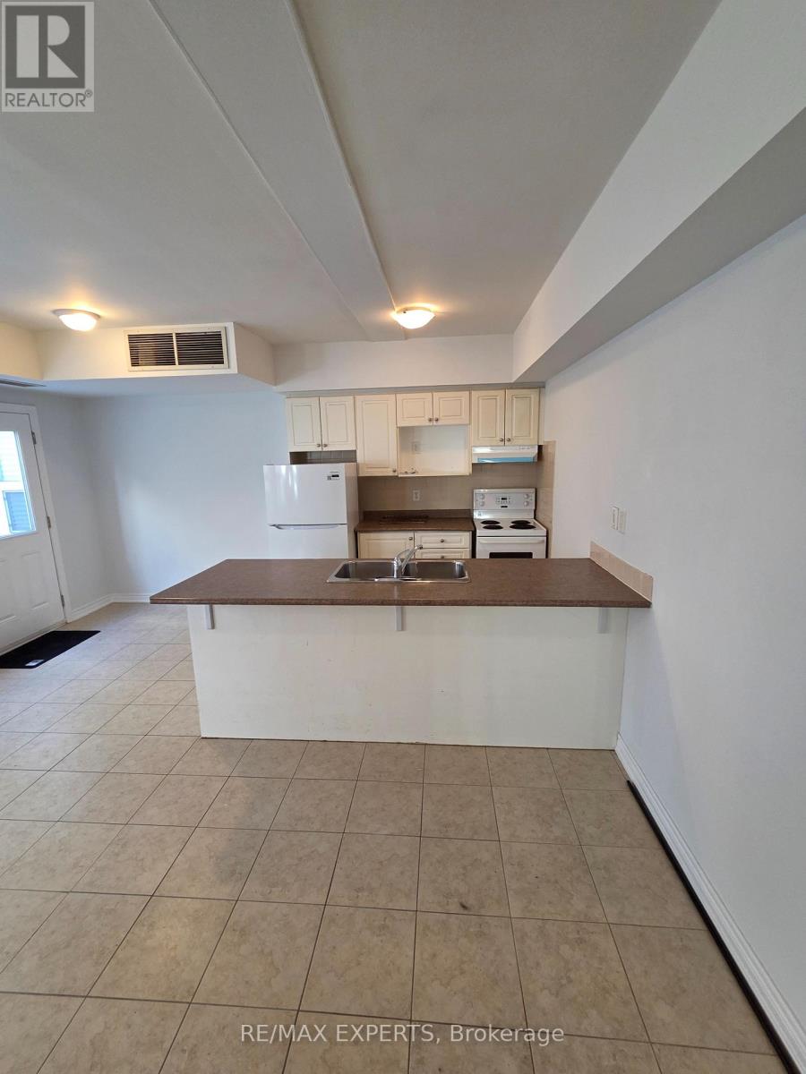 303 - 1989 Danforth Avenue, Toronto, Ontario  M4C 1J7 - Photo 5 - E12725054