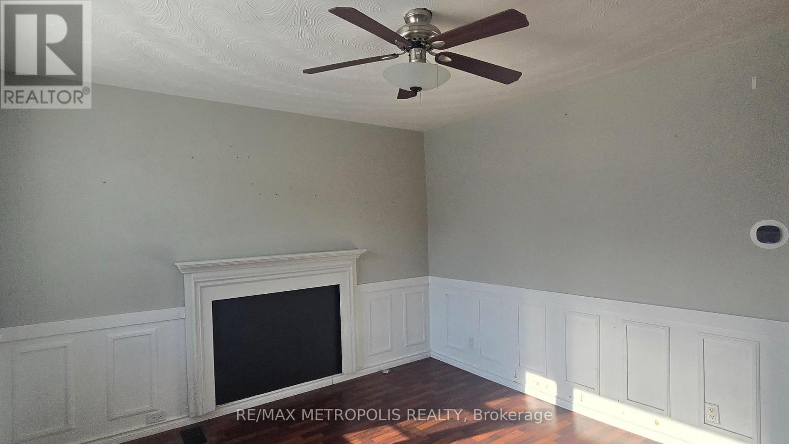 286 Olive Avenue, Oshawa, Ontario  L1H 2P6 - Photo 3 - E12725136