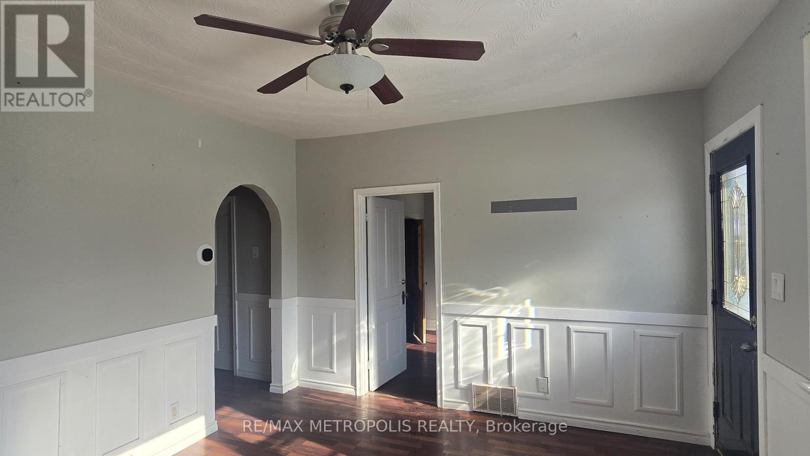 286 Olive Avenue, Oshawa, Ontario  L1H 2P6 - Photo 5 - E12725136