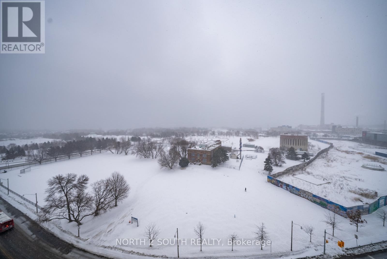 1008 - 1050 Eastern Avenue, Toronto, Ontario  M4L 0B7 - Photo 4 - E12725144