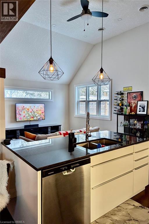 24 Locust Street Unit# B, Kitchener, Ontario  N2H 1W7 - Photo 6 - 40800611