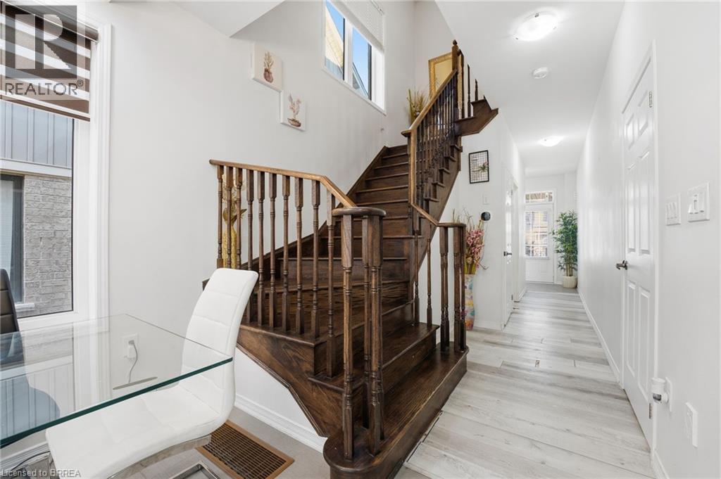 29 Arnold Marshall Boulevard, Caledonia, Ontario  N3W 0B2 - Photo 13 - 40800584