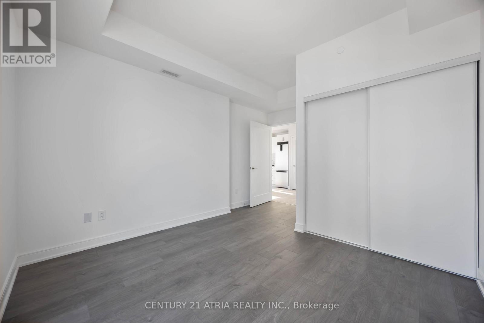 808a - 715 Davis Drive, Newmarket, Ontario  L3Y 0J2 - Photo 10 - N12725070