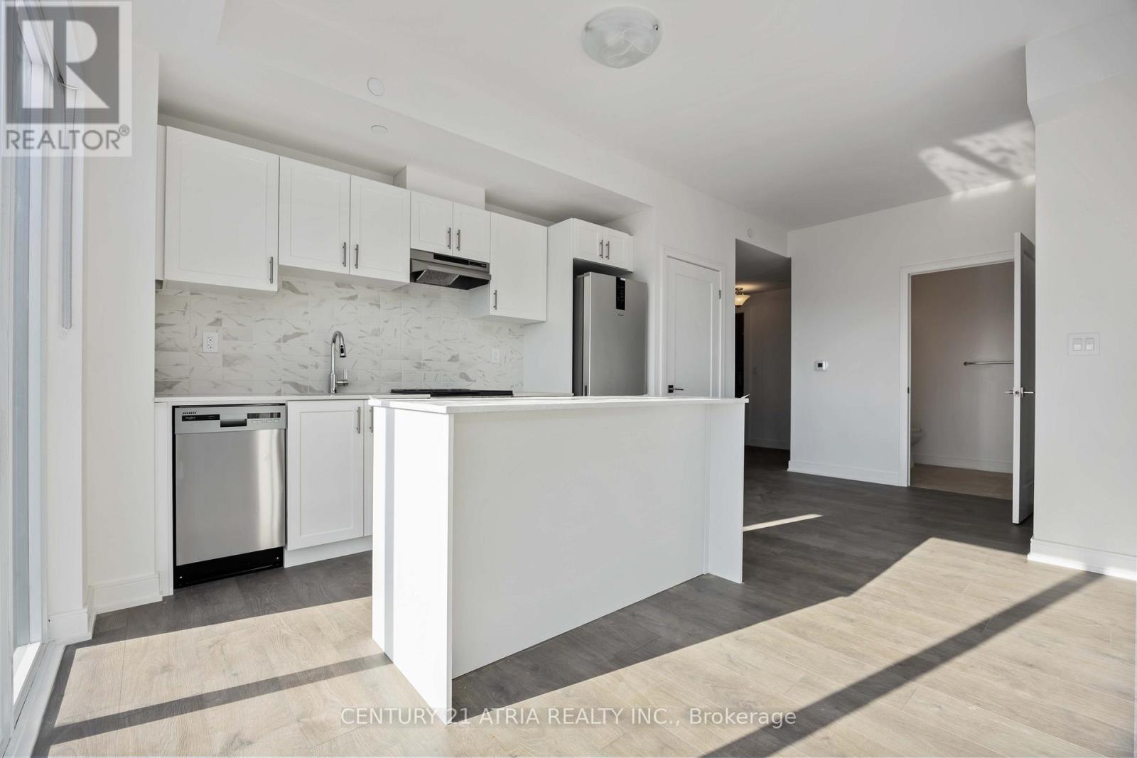 808a - 715 Davis Drive, Newmarket, Ontario  L3Y 0J2 - Photo 15 - N12725070