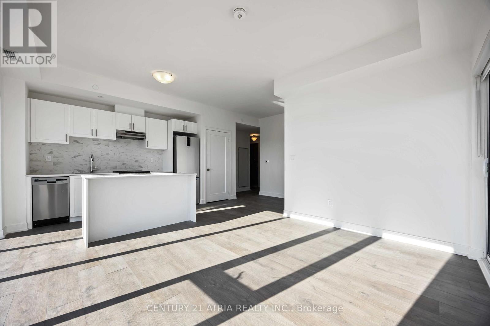 808a - 715 Davis Drive, Newmarket, Ontario  L3Y 0J2 - Photo 16 - N12725070