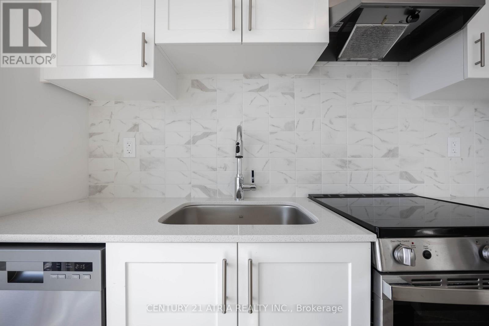 808a - 715 Davis Drive, Newmarket, Ontario  L3Y 0J2 - Photo 25 - N12725070