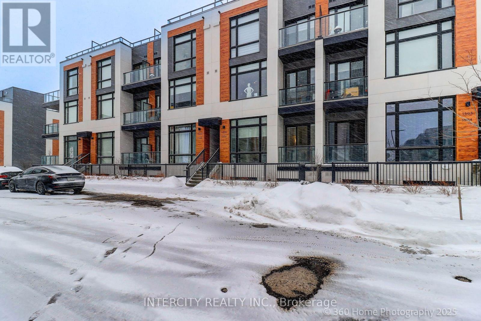 1505 - 11 DAVID EYER ROAD, Richmond Hill, Ontario