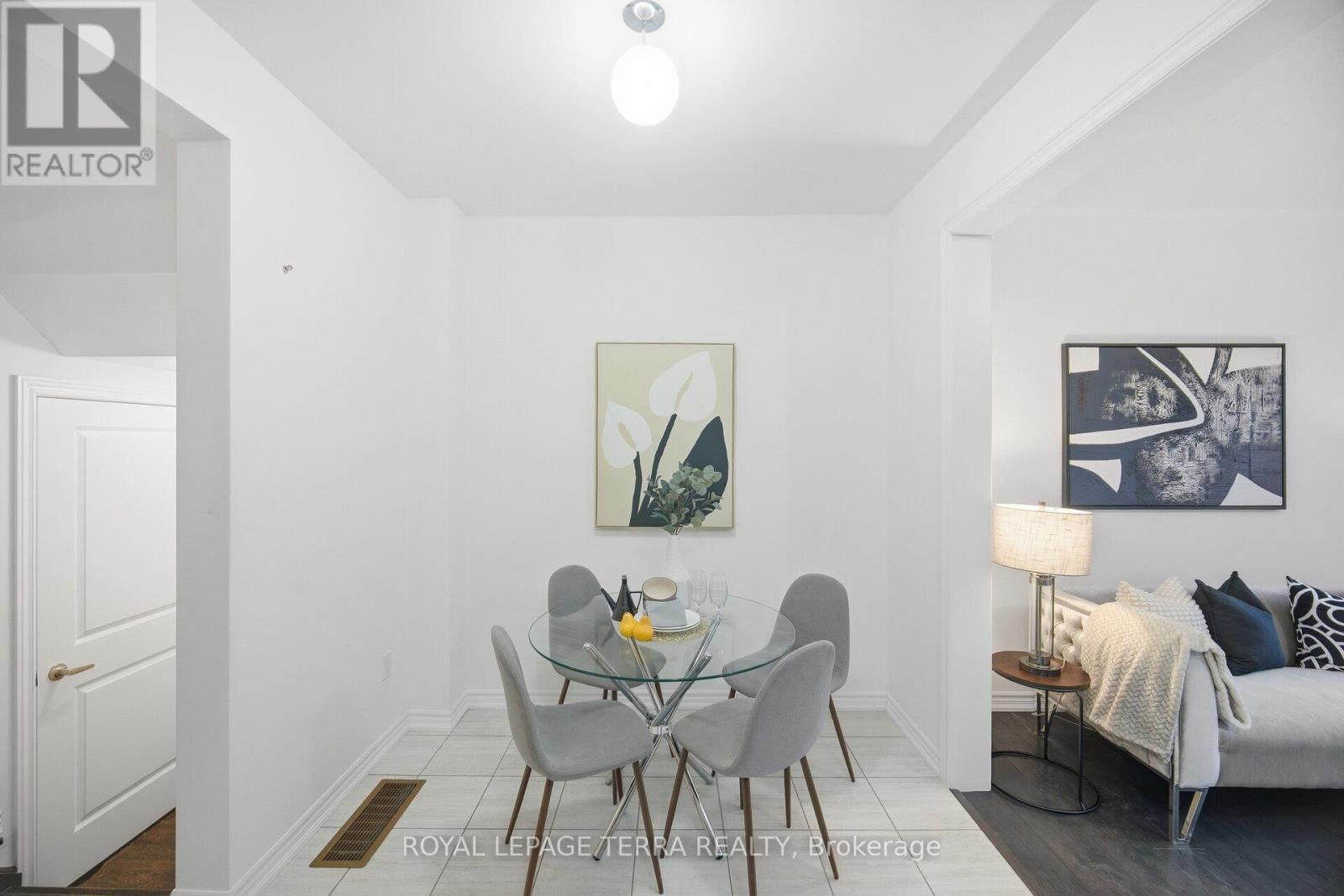 29 Tamworth Terrace, Barrie, Ontario  L9J 0W5 - Photo 11 - S12725006