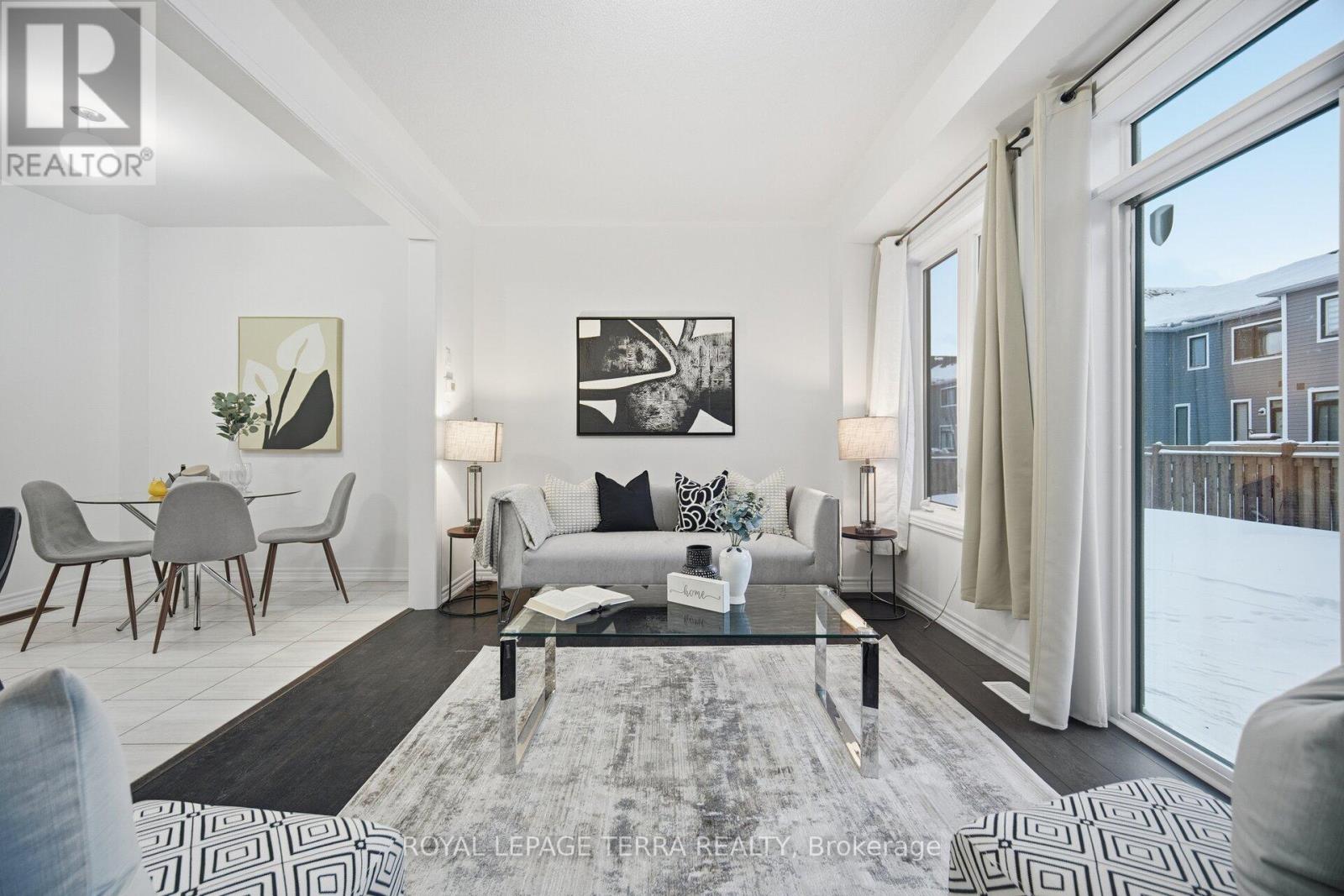 29 Tamworth Terrace, Barrie, Ontario  L9J 0W5 - Photo 14 - S12725006