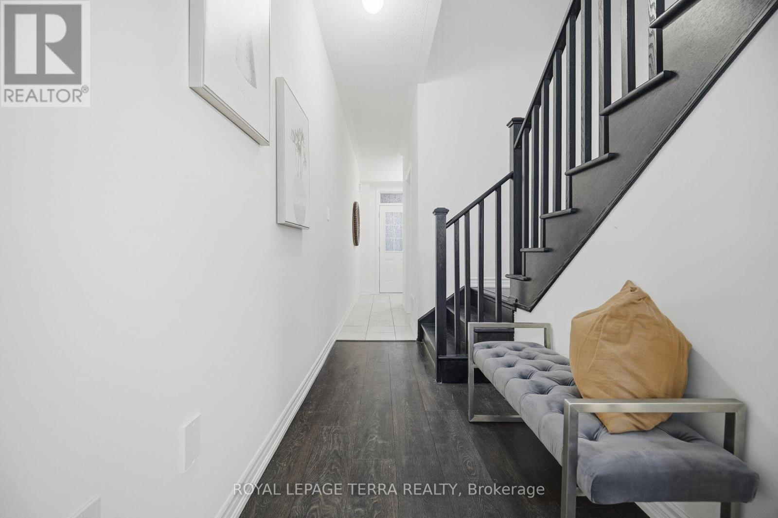 29 Tamworth Terrace, Barrie, Ontario  L9J 0W5 - Photo 18 - S12725006