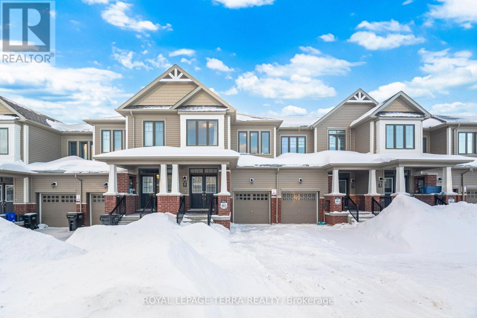 29 Tamworth Terrace, Barrie, Ontario  L9J 0W5 - Photo 2 - S12725006