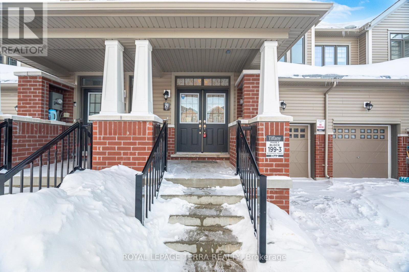 29 Tamworth Terrace, Barrie, Ontario  L9J 0W5 - Photo 5 - S12725006