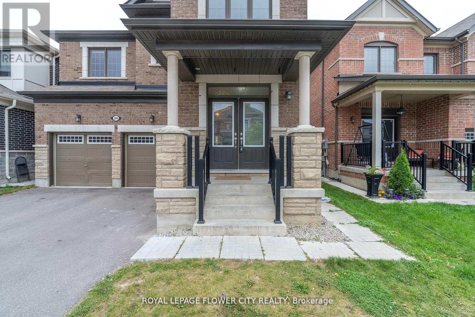 24 Herrick Drive, Brampton, Ontario  L7A 5G2 - Photo 2 - W12568290