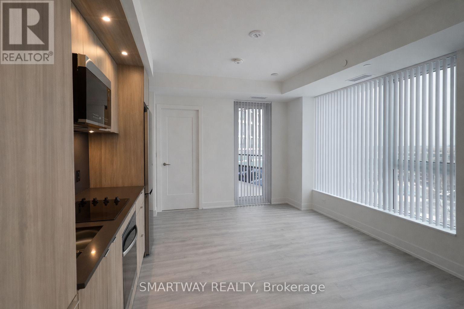 1212 - 60 Central Park Roadway, Toronto, Ontario  M9A 0E6 - Photo 10 - W12725068