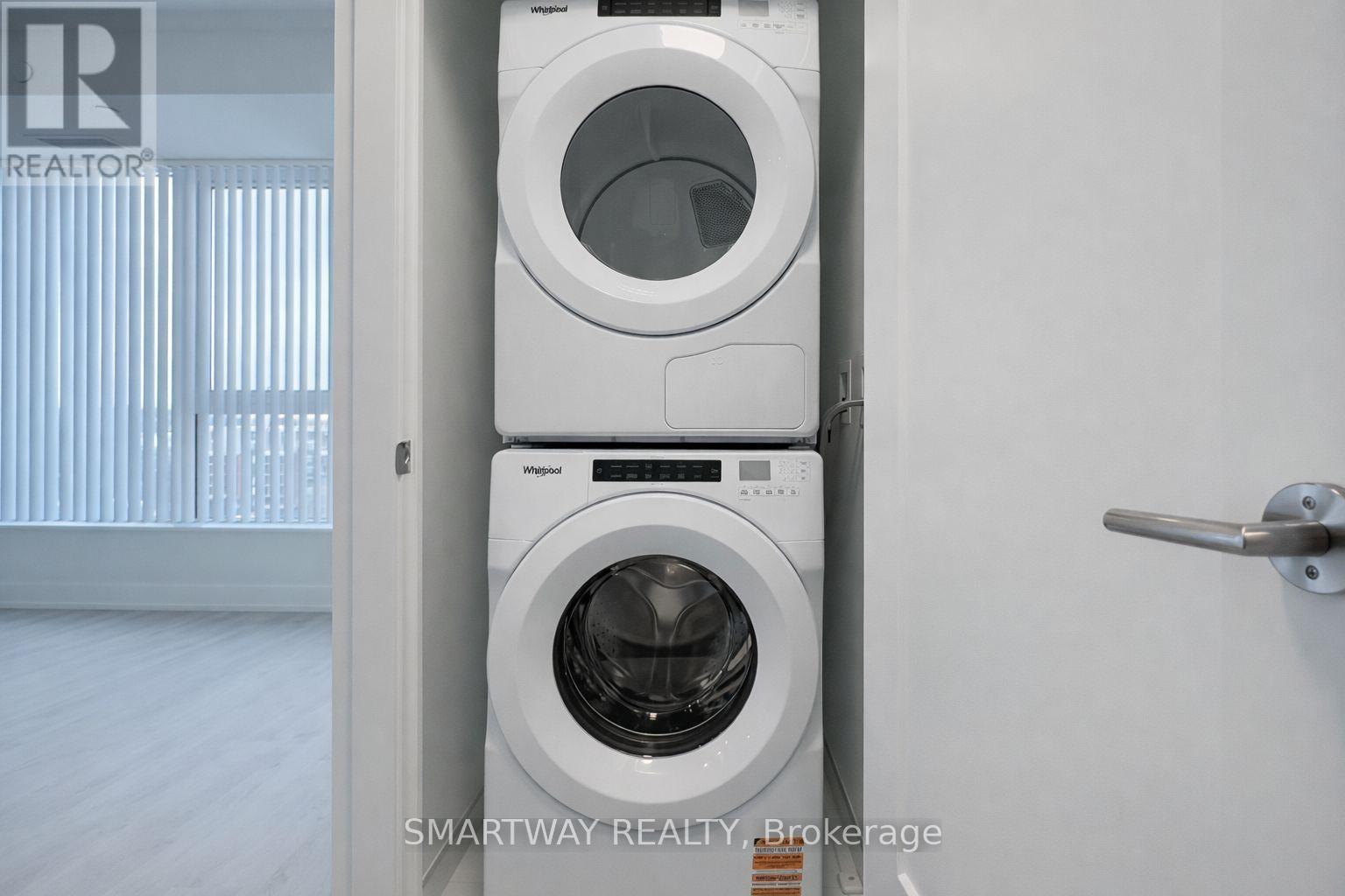 1212 - 60 Central Park Roadway, Toronto, Ontario  M9A 0E6 - Photo 11 - W12725068