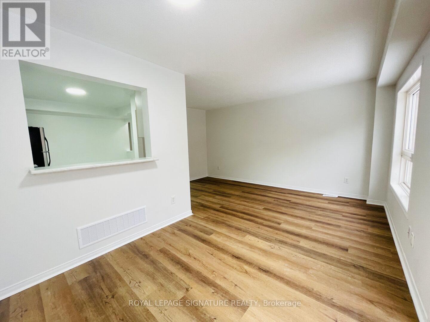 91 - 689 Four Winds Way, Mississauga, Ontario  L5R 4C5 - Photo 3 - W12725114