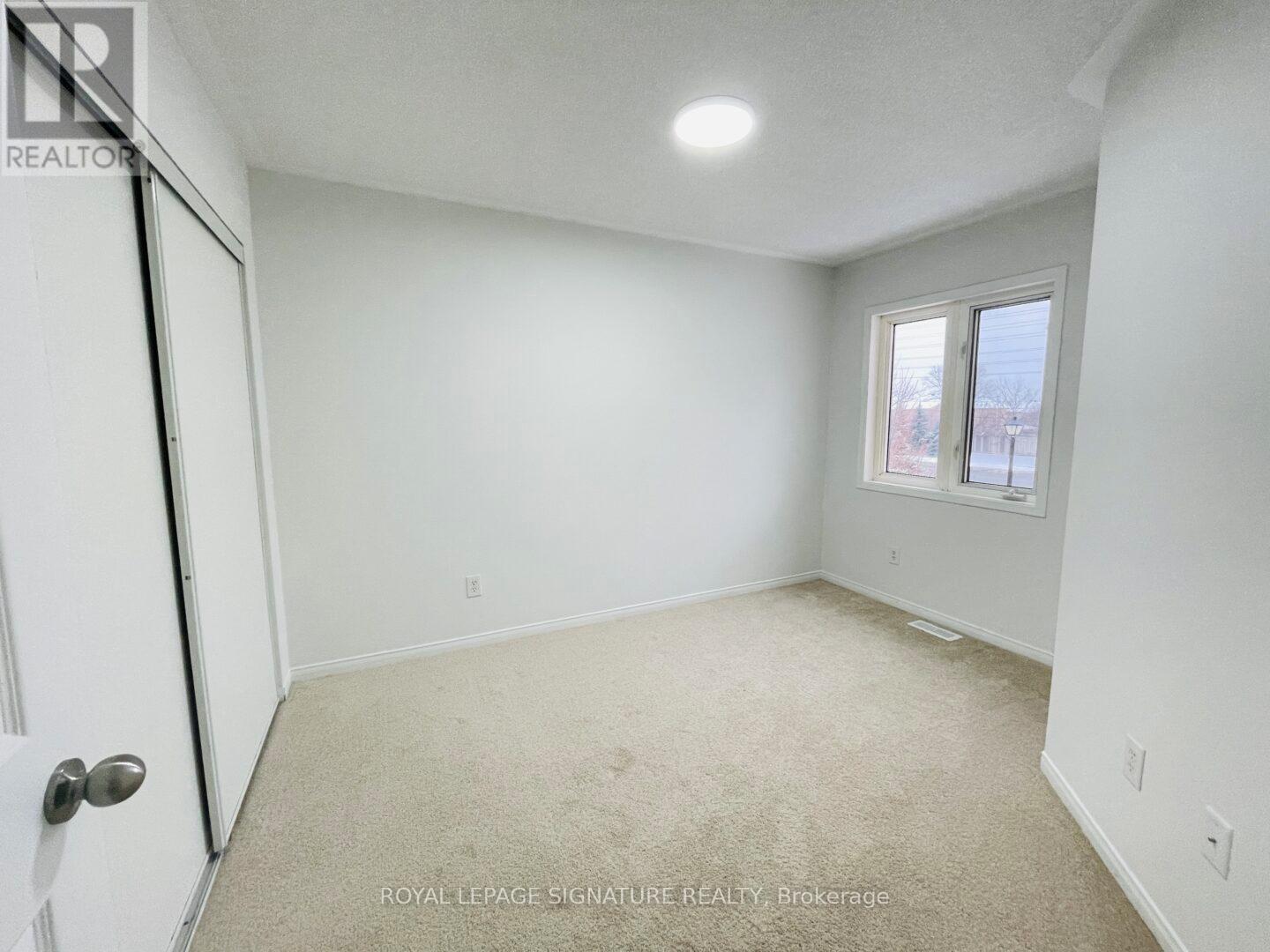 91 - 689 Four Winds Way, Mississauga, Ontario  L5R 4C5 - Photo 9 - W12725114