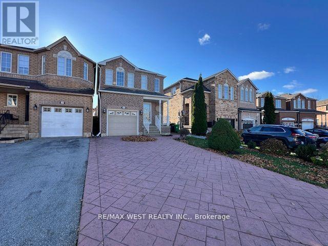 36 Senator Way, Caledon, Ontario  L7E 2R9 - Photo 2 - W12725146