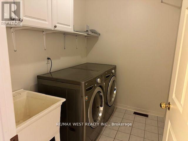 36 Senator Way, Caledon, Ontario  L7E 2R9 - Photo 9 - W12725146