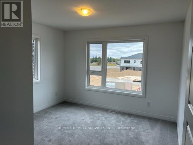 15 Roper Place, Kitchener, Ontario  N2R 1R2 - Photo 9 - X12725064