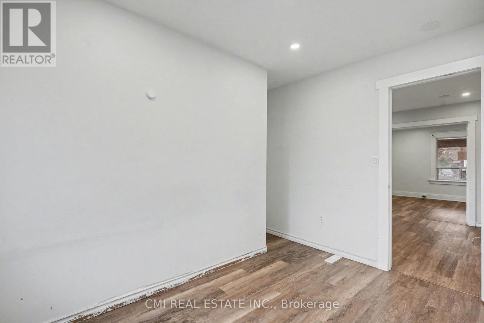 4824 Fourth Avenue, Niagara Falls, Ontario  L2E 4P1 - Photo 14 - X12725088