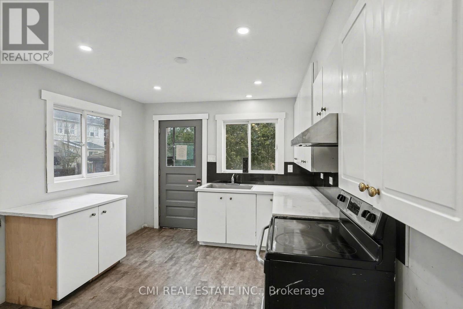 4824 Fourth Avenue, Niagara Falls, Ontario  L2E 4P1 - Photo 16 - X12725088