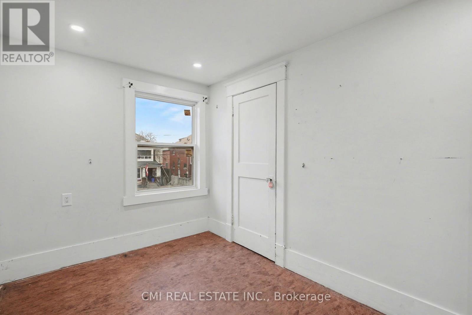 4824 Fourth Avenue, Niagara Falls, Ontario  L2E 4P1 - Photo 22 - X12725088