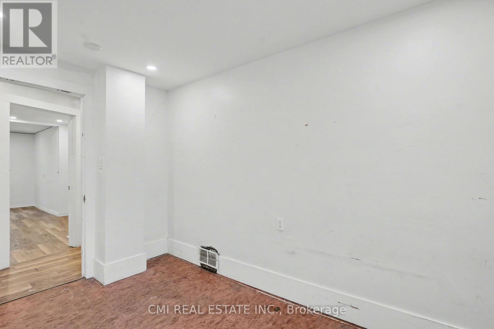 4824 Fourth Avenue, Niagara Falls, Ontario  L2E 4P1 - Photo 24 - X12725088