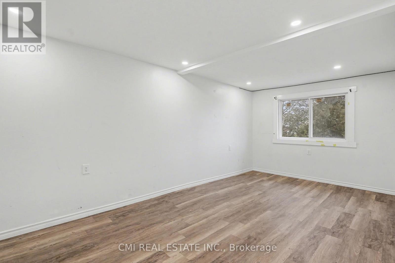 4824 Fourth Avenue, Niagara Falls, Ontario  L2E 4P1 - Photo 25 - X12725088