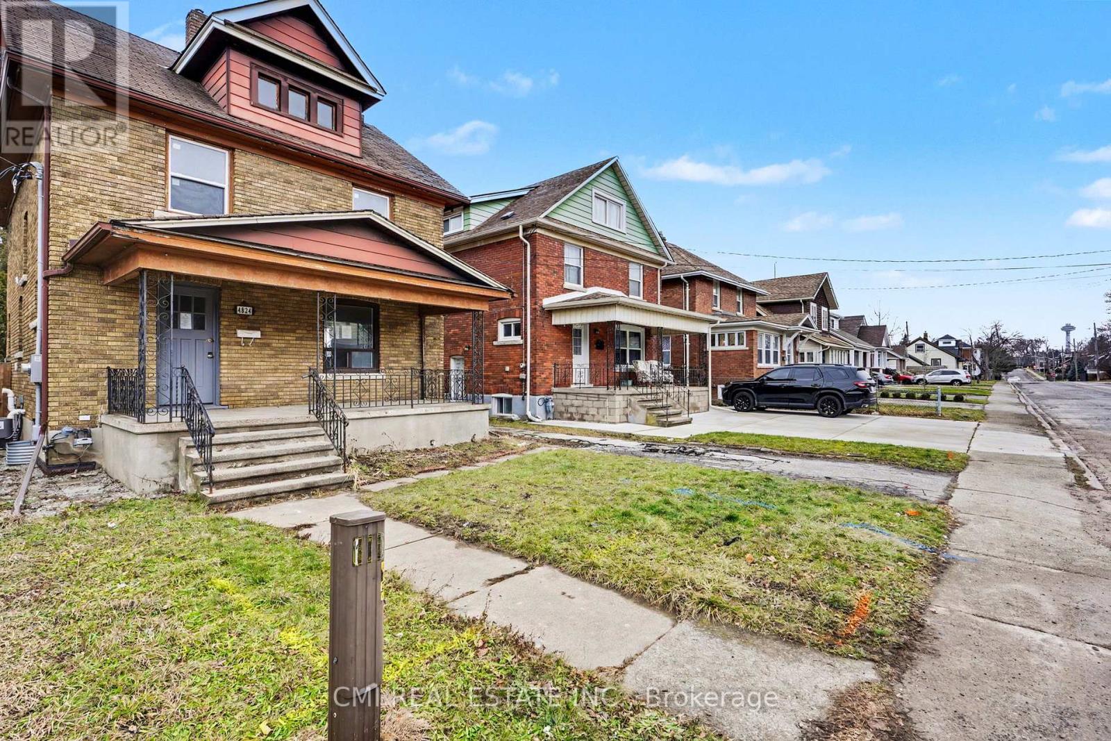 4824 Fourth Avenue, Niagara Falls, Ontario  L2E 4P1 - Photo 3 - X12725088