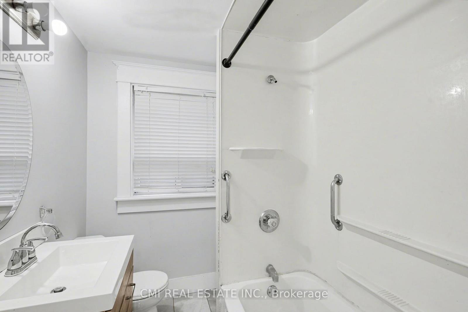 4824 Fourth Avenue, Niagara Falls, Ontario  L2E 4P1 - Photo 33 - X12725088