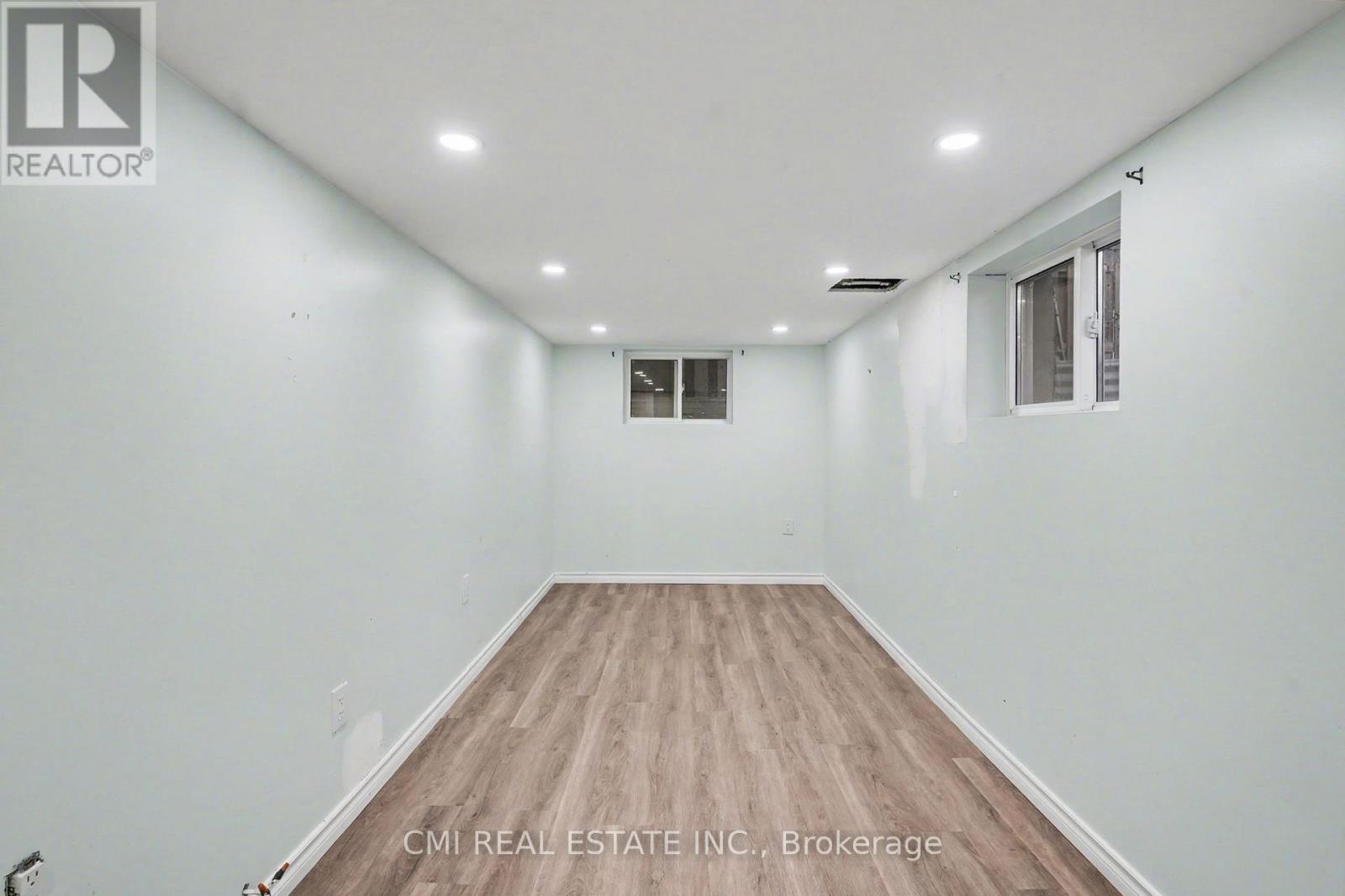 4824 Fourth Avenue, Niagara Falls, Ontario  L2E 4P1 - Photo 38 - X12725088