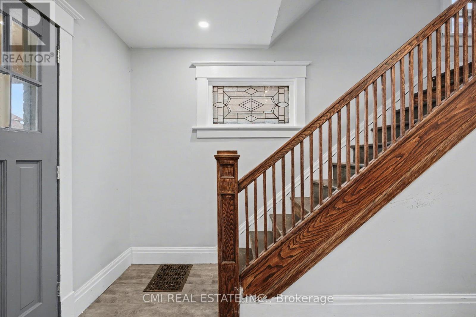 4824 Fourth Avenue, Niagara Falls, Ontario  L2E 4P1 - Photo 6 - X12725088