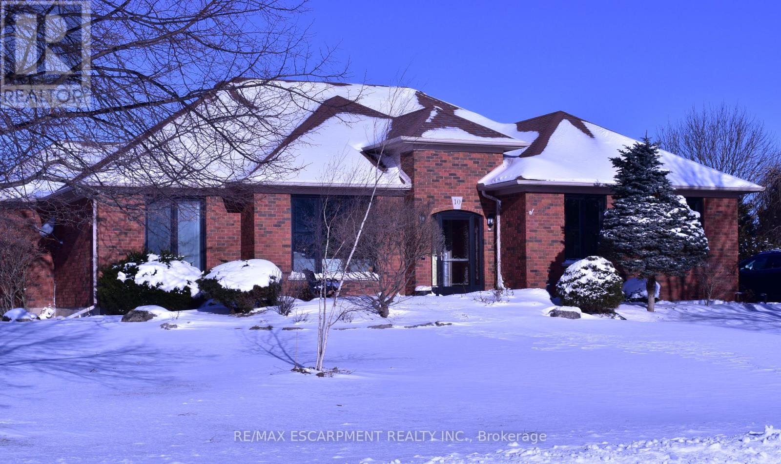 10 FEATHERSTONE AVENUE, Haldimand, Ontario