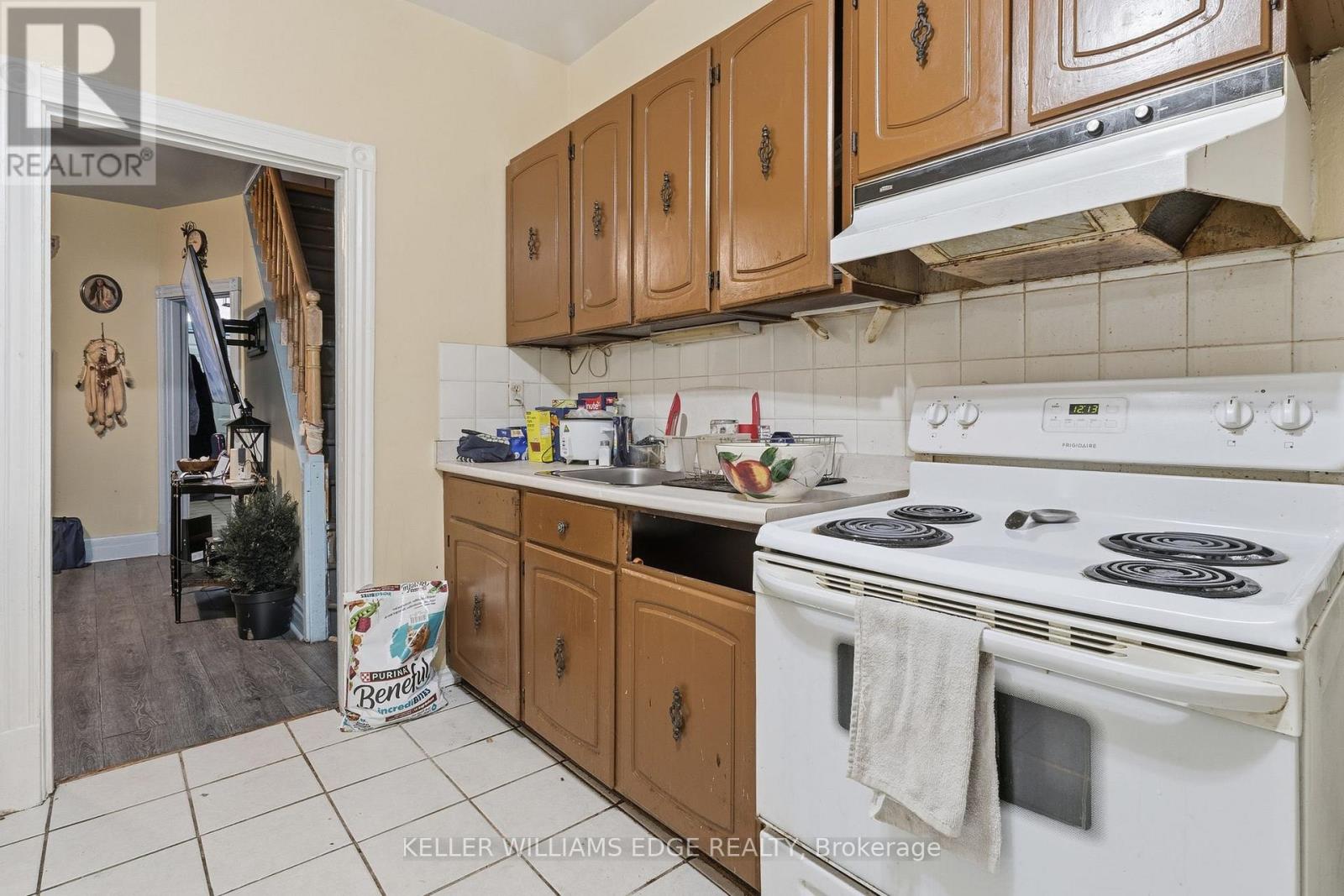 24 Fullerton Avenue, Hamilton, Ontario  L8L 6G8 - Photo 12 - X12725098