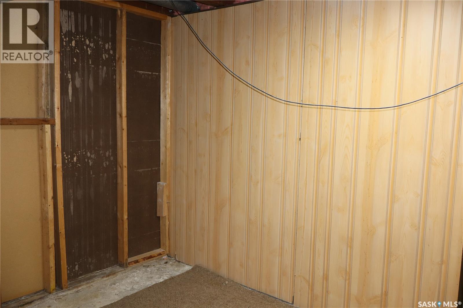 315 7th Avenue E, Assiniboia, Saskatchewan  S0H 0B0 - Photo 20 - SK027320