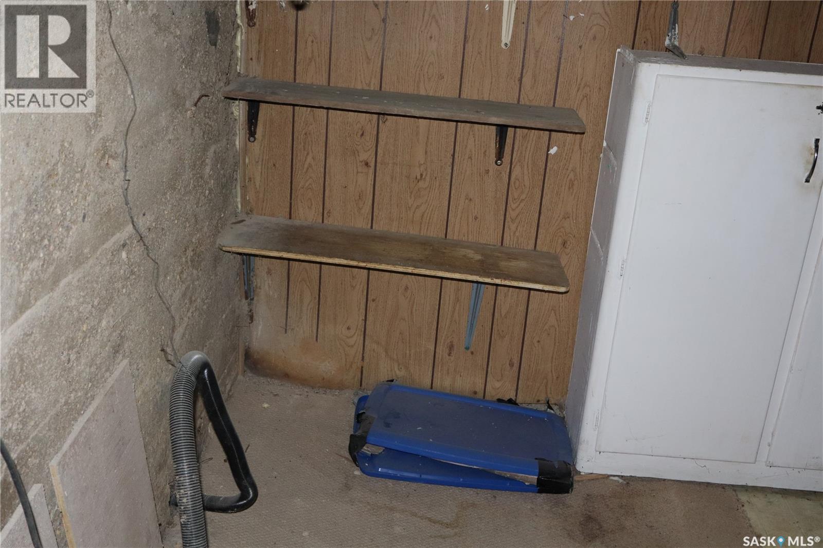 315 7th Avenue E, Assiniboia, Saskatchewan  S0H 0B0 - Photo 27 - SK027320