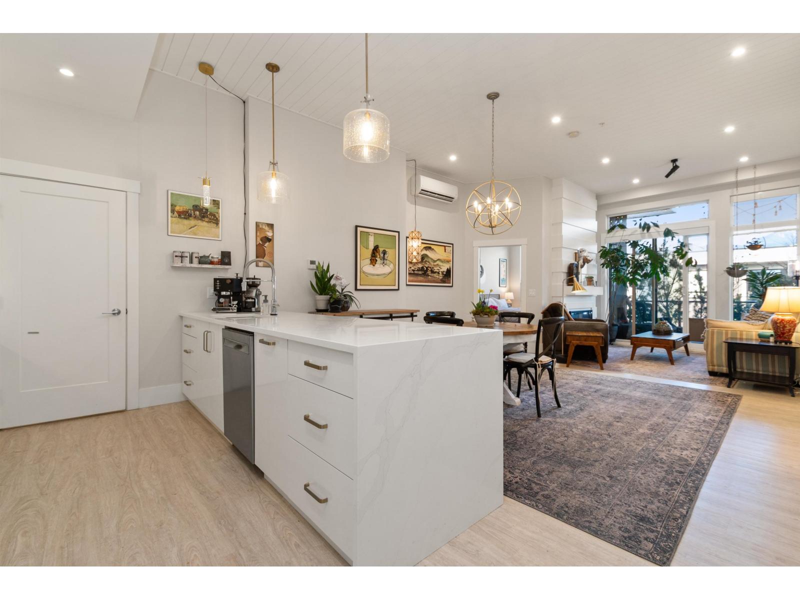 601 45745 Watson Road, Sardis South, Chilliwack, British Columbia  V2R 6K3 - Photo 1 - R3081709