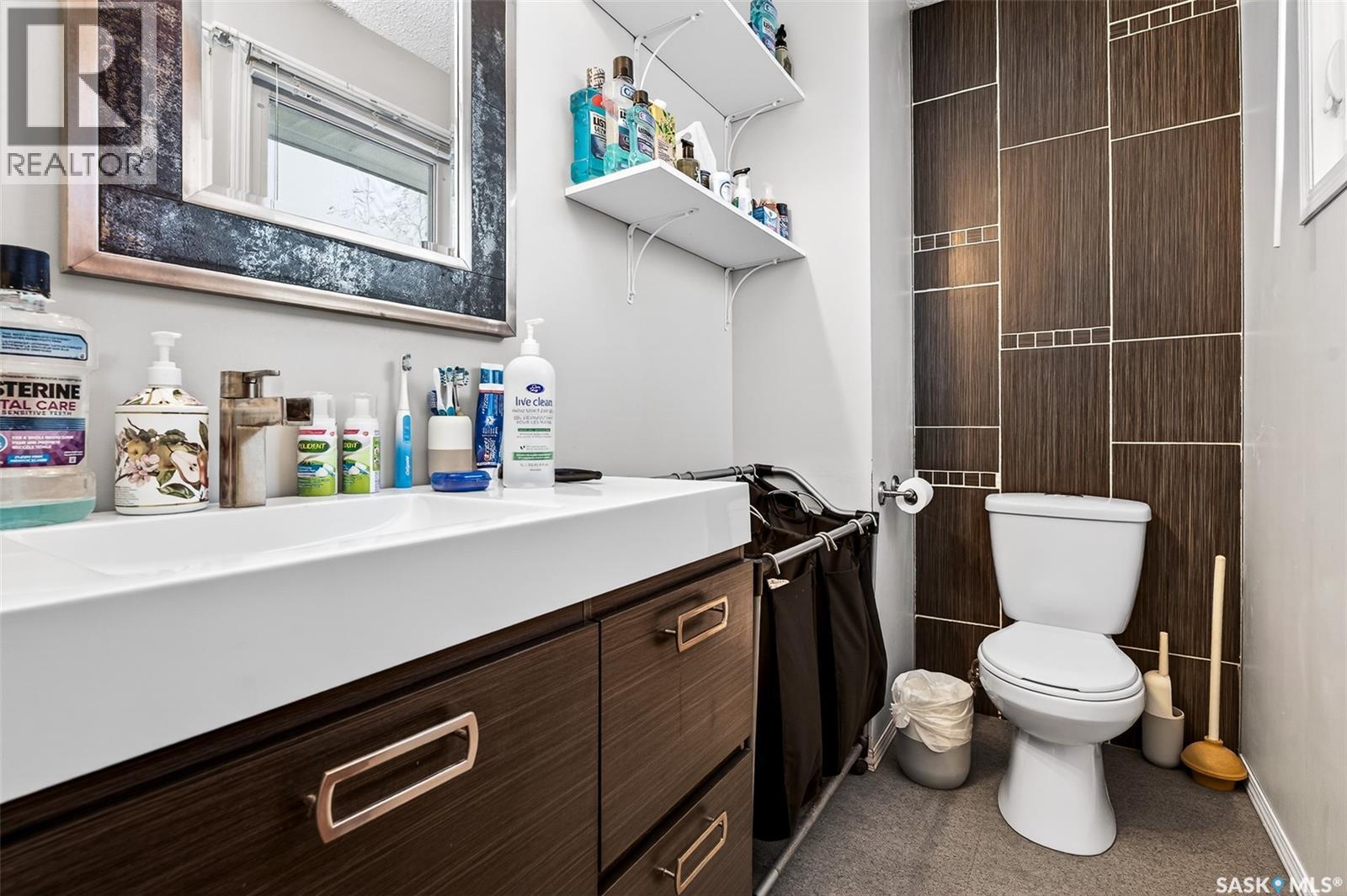 45 Blue Sage Drive, Moose Jaw, Saskatchewan  S6J 1A5 - Photo 16 - SK027305