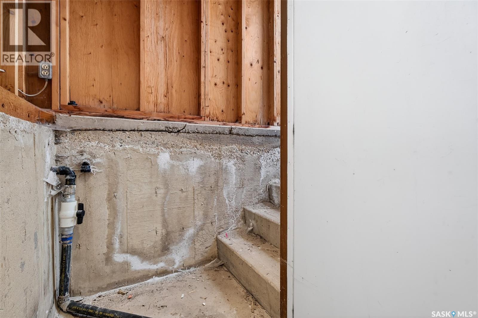 45 Blue Sage Drive, Moose Jaw, Saskatchewan  S6J 1A5 - Photo 41 - SK027305