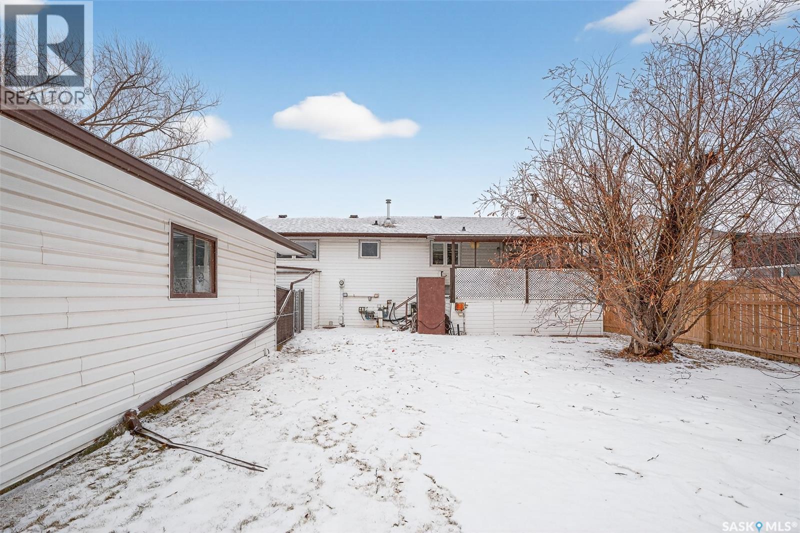 45 Blue Sage Drive, Moose Jaw, Saskatchewan  S6J 1A5 - Photo 44 - SK027305