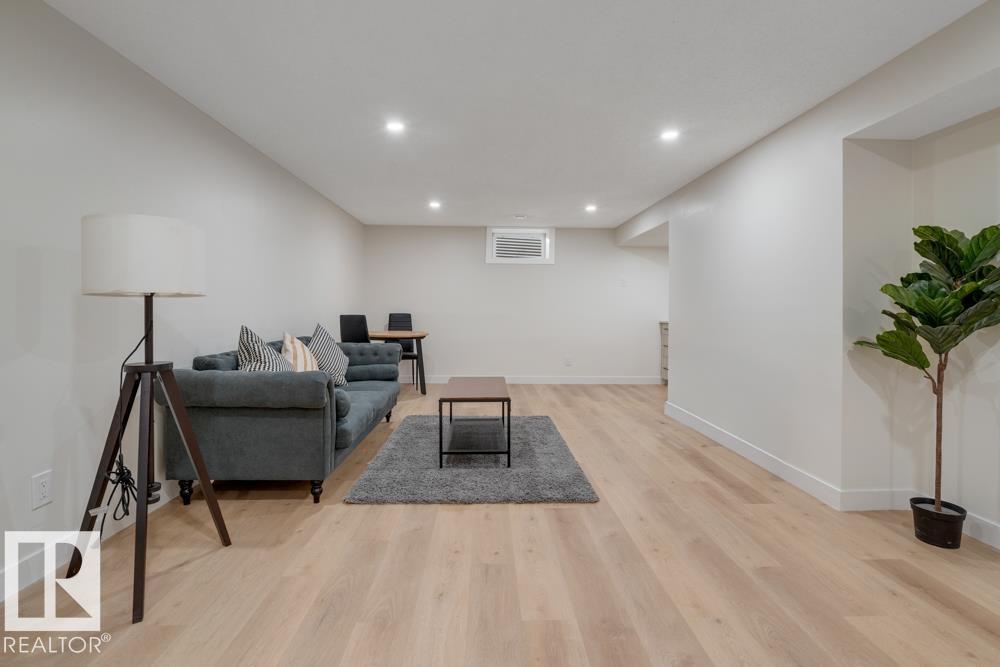 15022 86 Av Nw, Edmonton, Alberta  T5R 4C1 - Photo 30 - E4470897