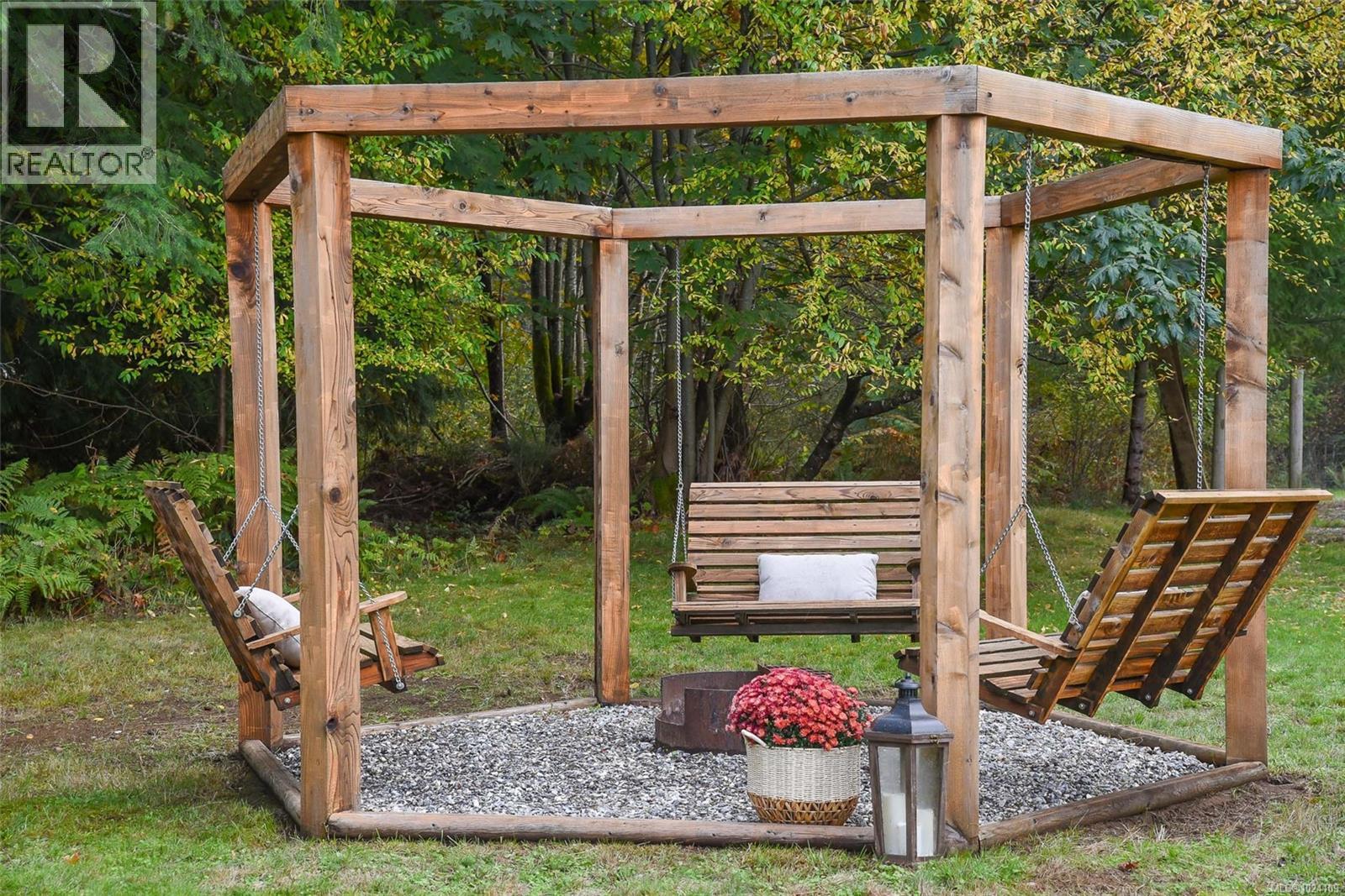 8868 Erickson Pl, Black Creek, British Columbia  V9J 1H9 - Photo 23 - 1024109