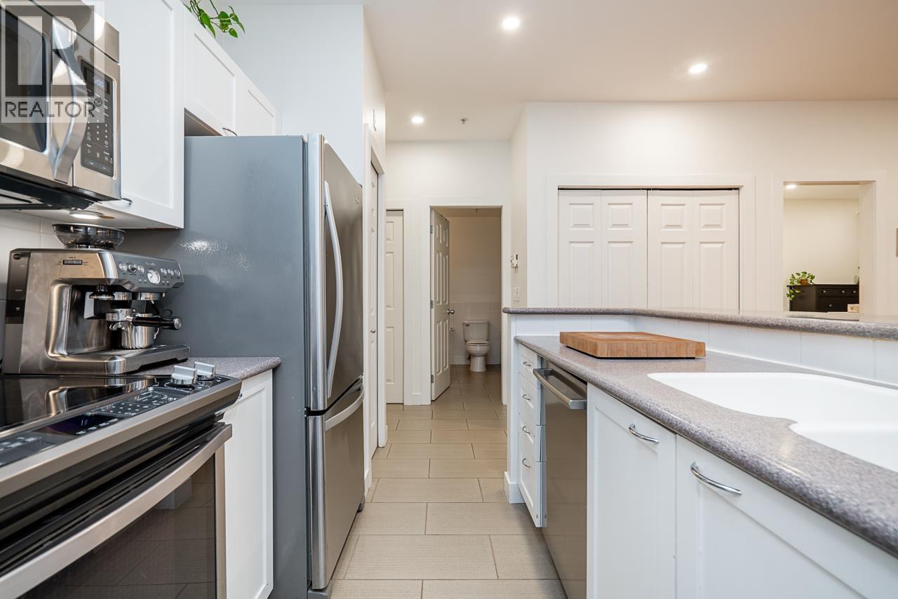 202 131 W 3rd Street, North Vancouver, British Columbia  V7M 1E7 - Photo 17 - R3082586