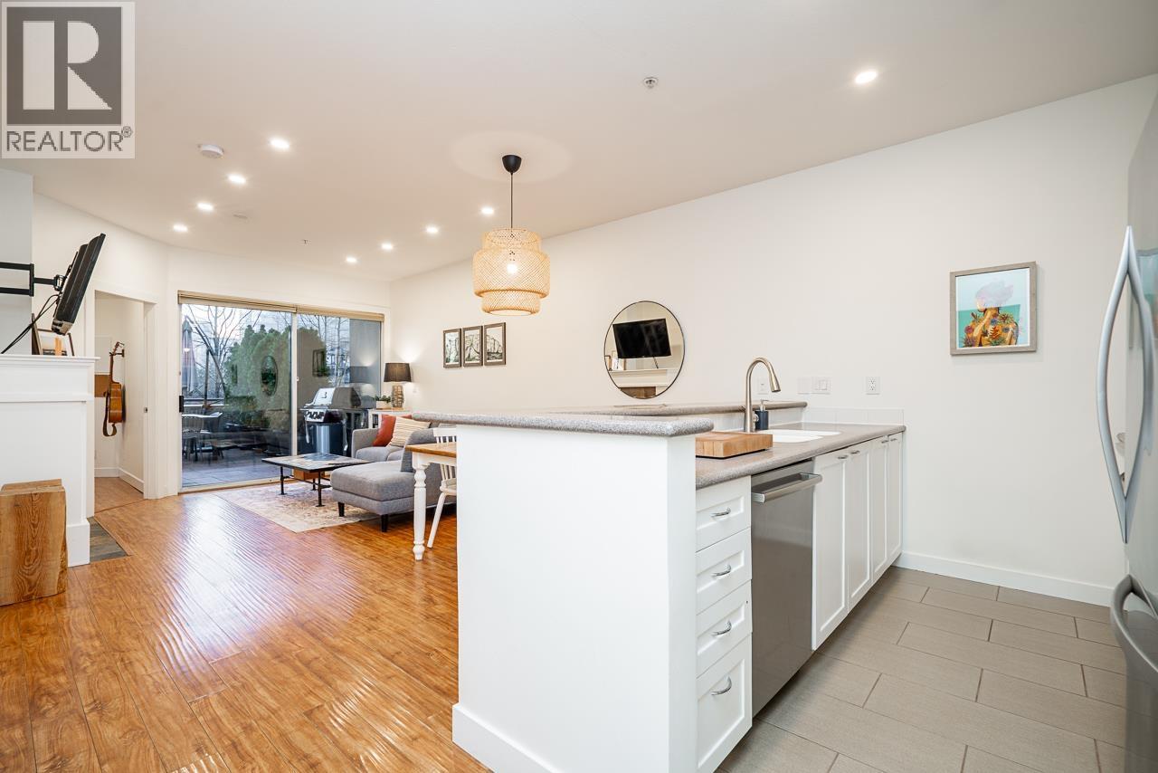 202 131 W 3rd Street, North Vancouver, British Columbia  V7M 1E7 - Photo 16 - R3082586