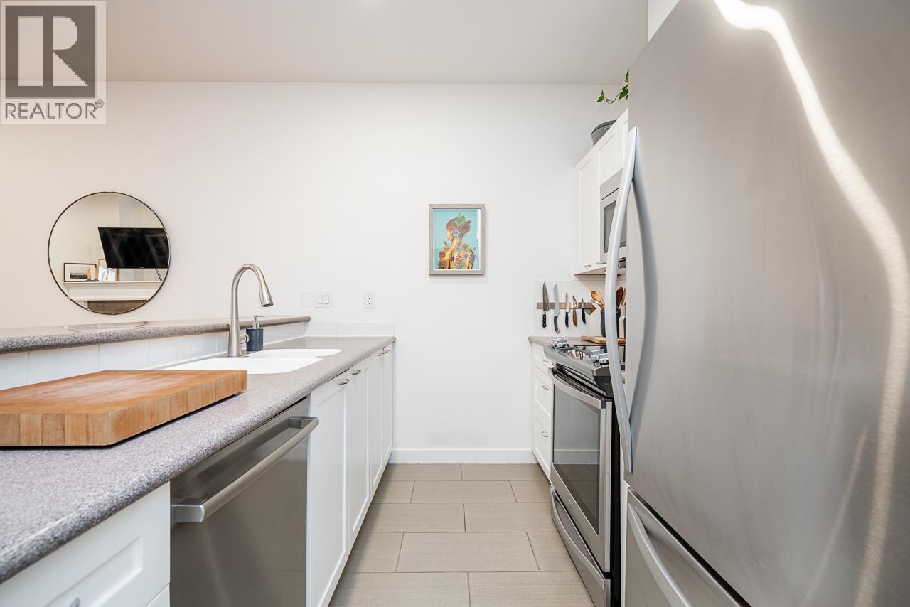 202 131 W 3rd Street, North Vancouver, British Columbia  V7M 1E7 - Photo 18 - R3082586