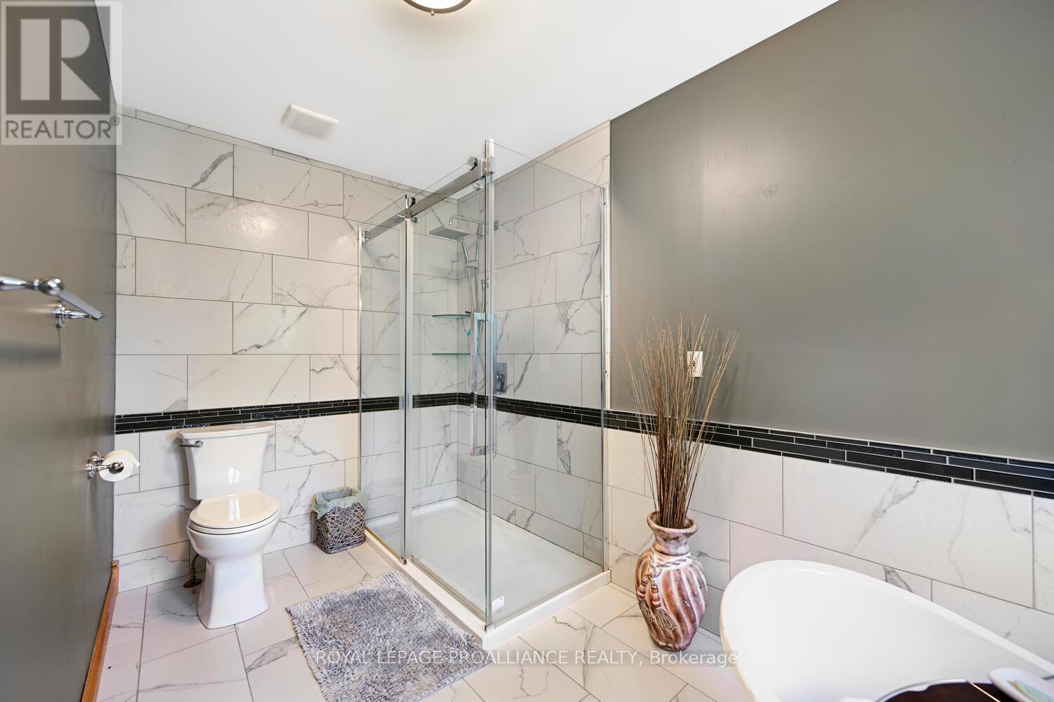 3560/3562 Weir Road, Edwardsburgh/cardinal, Ontario K0E 1X0 - Photo 26 - X12725162