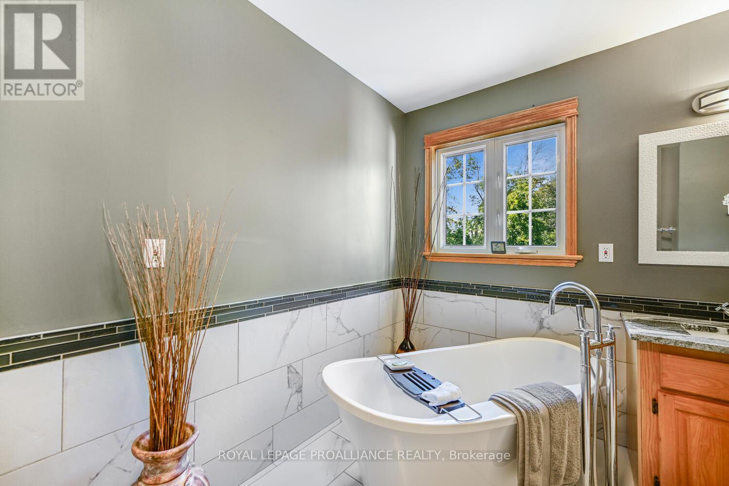 3560/3562 Weir Road, Edwardsburgh/cardinal, Ontario K0E 1X0 - Photo 27 - X12725162