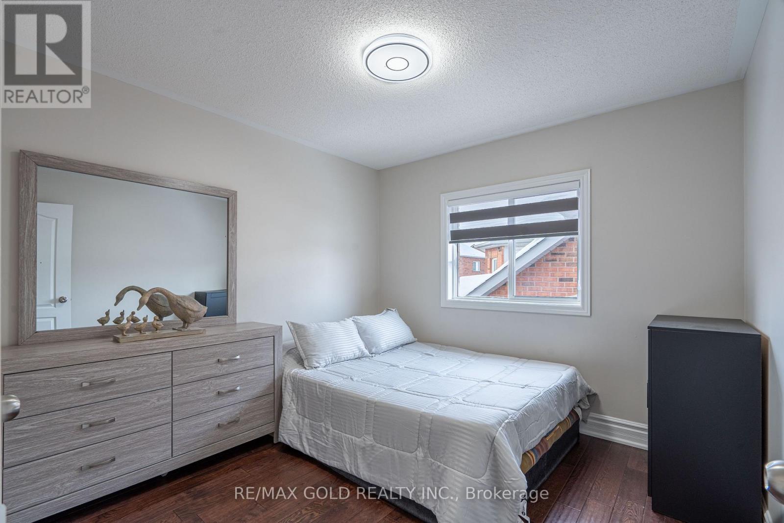10 Leopard Gate, Brampton, Ontario  L6R 2E5 - Photo 22 - W12716794