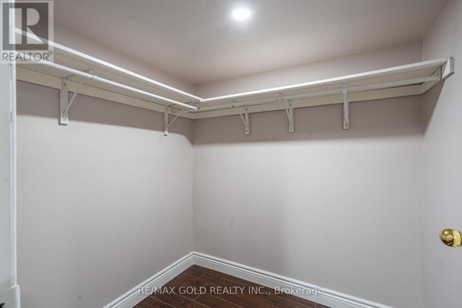 10 Leopard Gate, Brampton, Ontario  L6R 2E5 - Photo 42 - W12716794